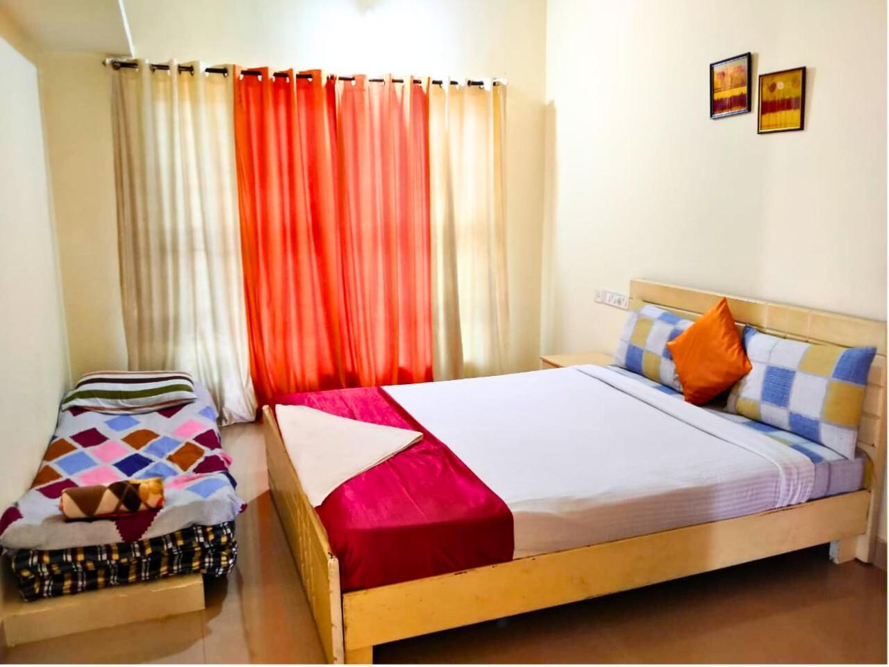 Golden Magnolia Homestay Bangalore Exterior foto
